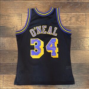 Mitchell & Ness hardwood , size L LA Lakers Shaquille O’Neal Jersey NWOT